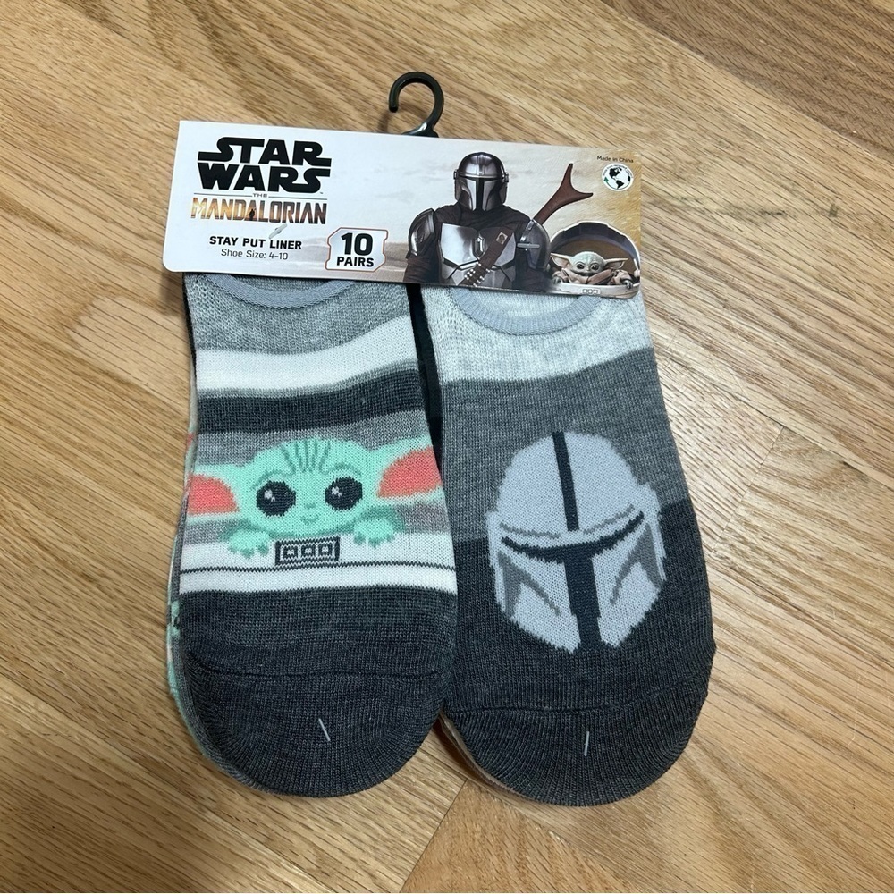 Star Wars Mandalorian 10 Pack Socks Stay Put Liners NEW Women’s 4-10